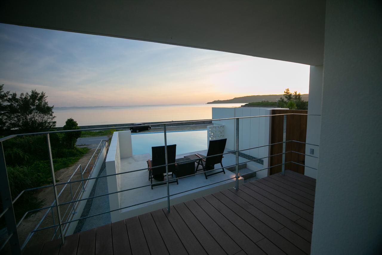 Keiki Beachhouse & Cafe Hotel Nakidzsin Kültér fotó